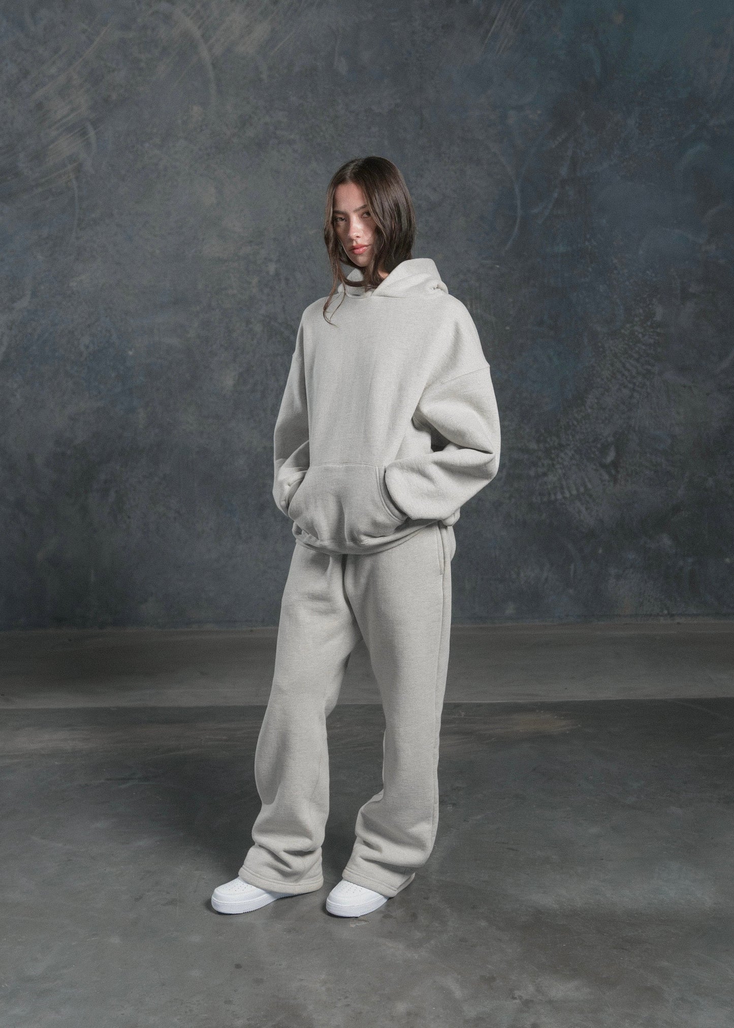 Felpa con cappuccio grigia SWEATS®
