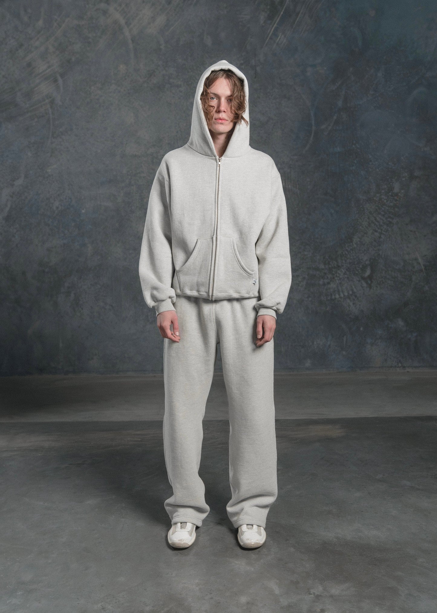 Felpa grigia con cerniera SWEATS®