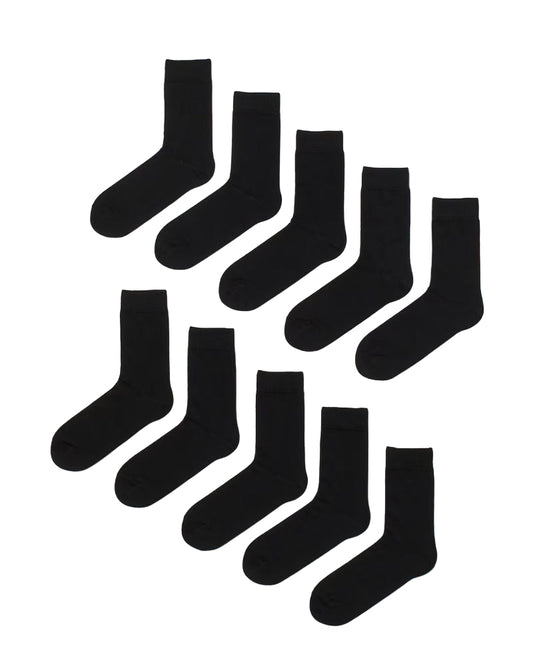 10 paria korkeita sukkia